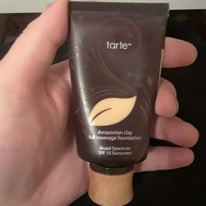 Tarte amazonian clay foundation shade fair sand